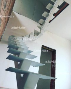Металлическая лестница своими руками: видео